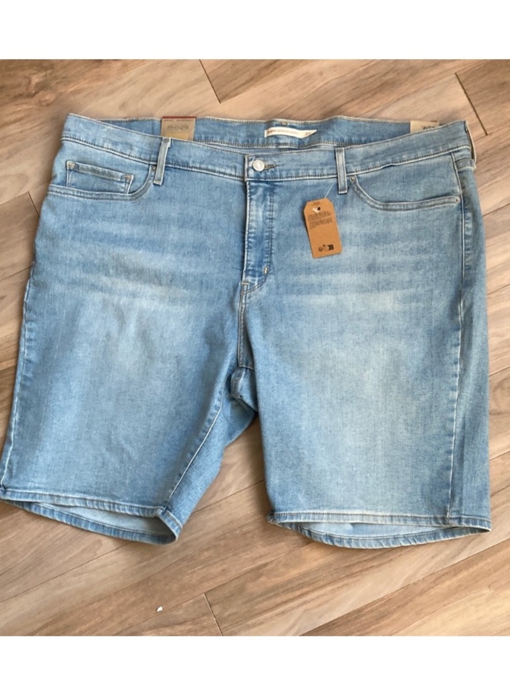 Levi's shaping Bermuda jean short smoothing tummy panel denim short 24W